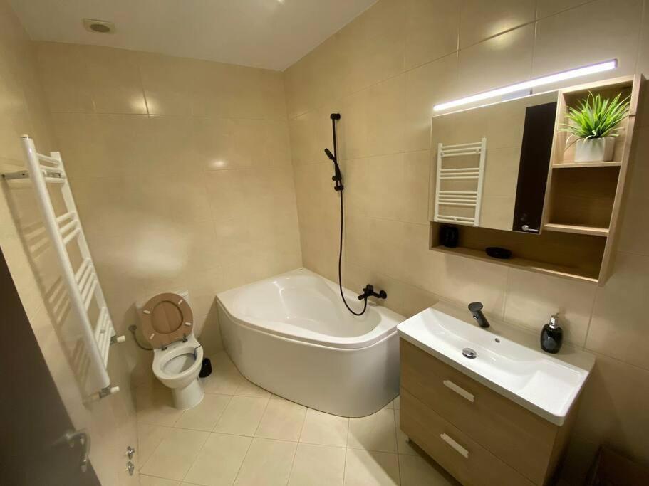 North Area Lake View Studio Bucureşti Exterior foto